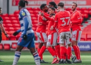 米兰APP下载-夺冠之路：女队士气高昂向前迈进