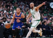 米兰体育app入口-关于卡尔施塔特阵中新秀闪亮登场，助球队胜出的信息