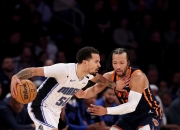 米兰体育,-尼克斯不敌篮网，遭遇两连败