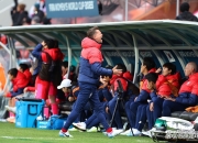 ac米兰体育官网-韩国女足挑战中东球队，遭遇两连败差点出局