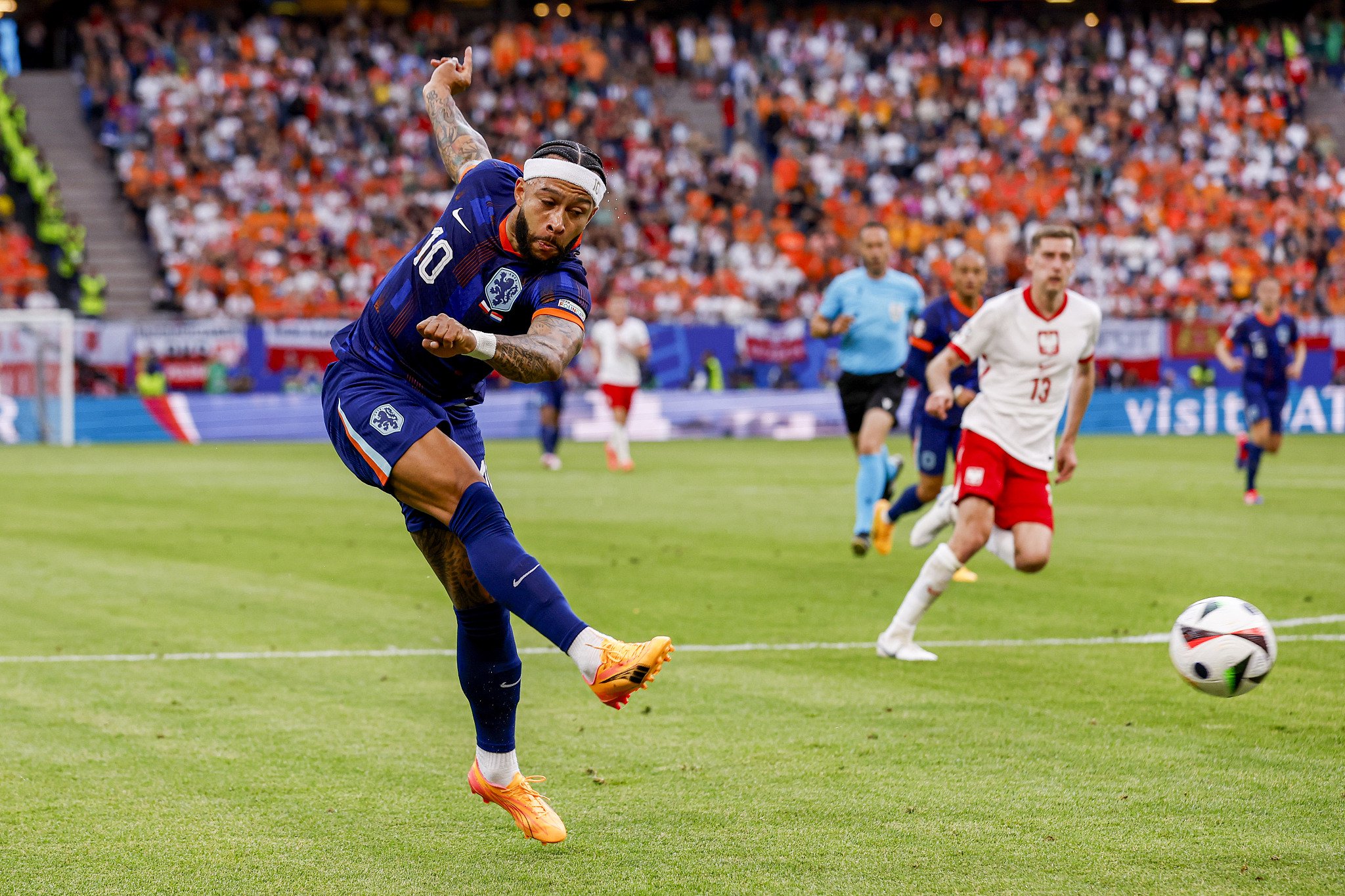 欧洲杯预选赛：备战策略日趋明确，胜利关键在人心的简单介绍