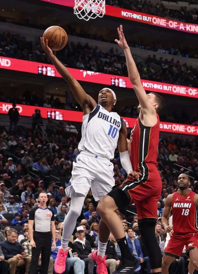 切沃主场比分拉开差距,取得胜利 切沃主场比分拉开差距,取得胜利