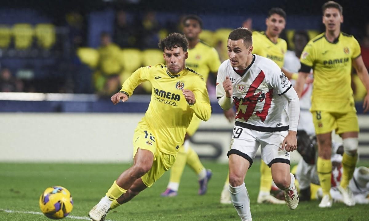 胜负难定：国外球队在比赛中抢夺胜利的简单介绍