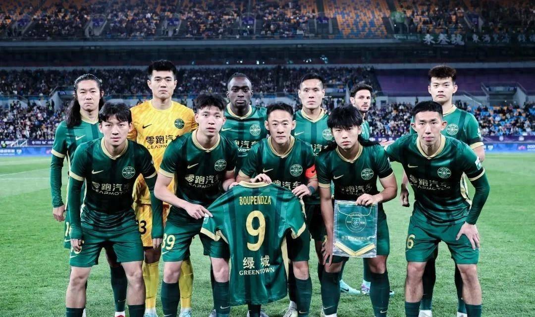 浙江男篮遭遇福建逆转,排名持续下滑 浙江男篮遭遇福建逆转,排名持续下滑