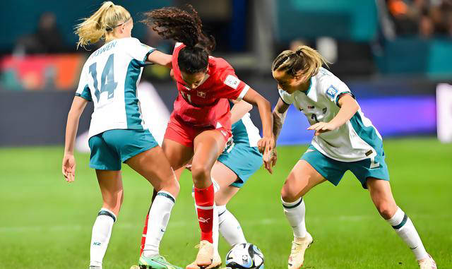 关于哥伦比亚女足领军压倒性优势赢得冠军杯的信息 关于哥伦比亚女足领军压倒性优势赢得冠军杯的信息