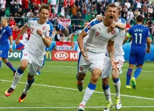 芬兰队在本届赛事中表现出色 芬兰队在本届赛事中表现出色