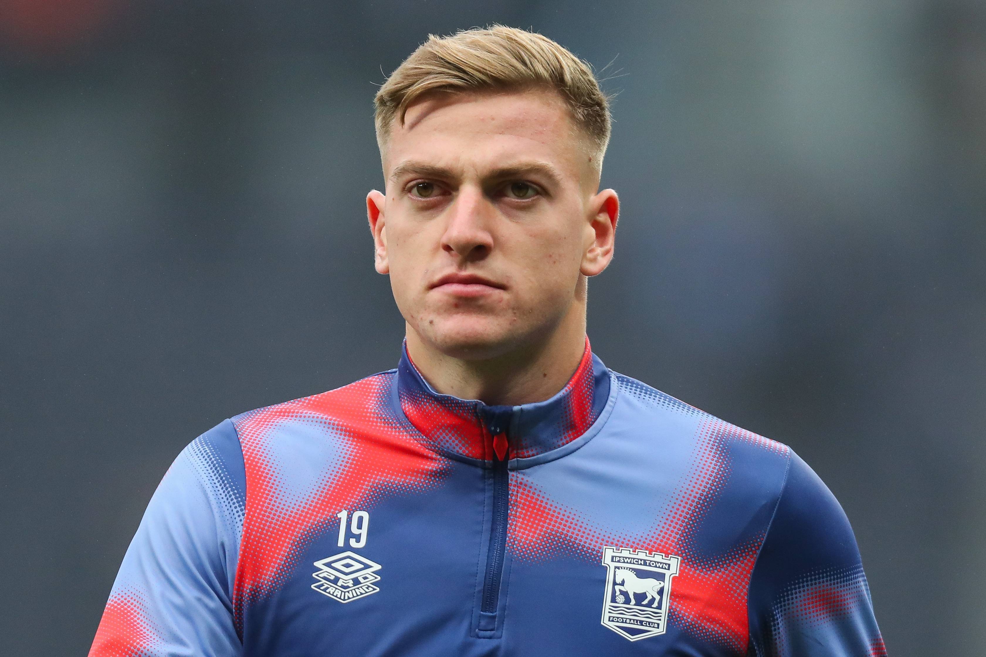 南美球星加盟英超球队,为球队注入活力 南美球星加盟英超球队,为球队注入活力