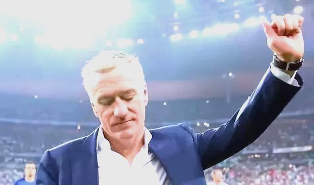 法国传奇球星在训练中展现出非凡技艺 法国传奇球星在训练中展现出非凡技艺