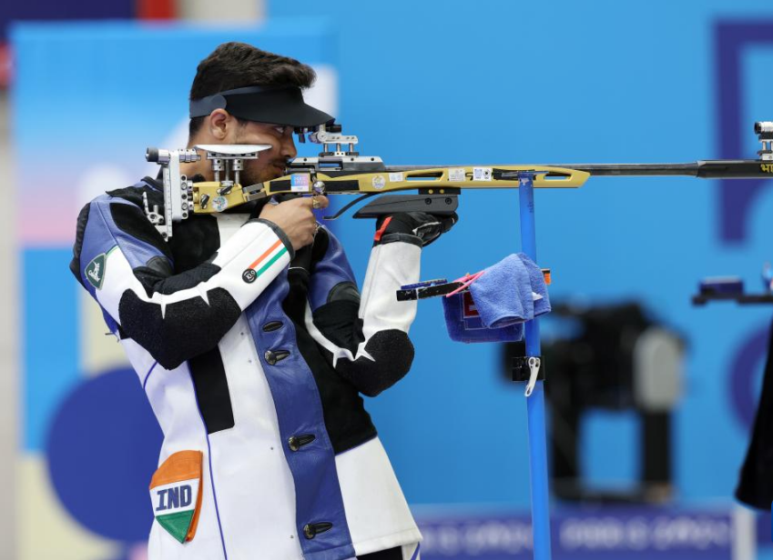 乌拉圭选手在射击比赛中取得首名 乌拉圭选手在射击比赛中取得首名