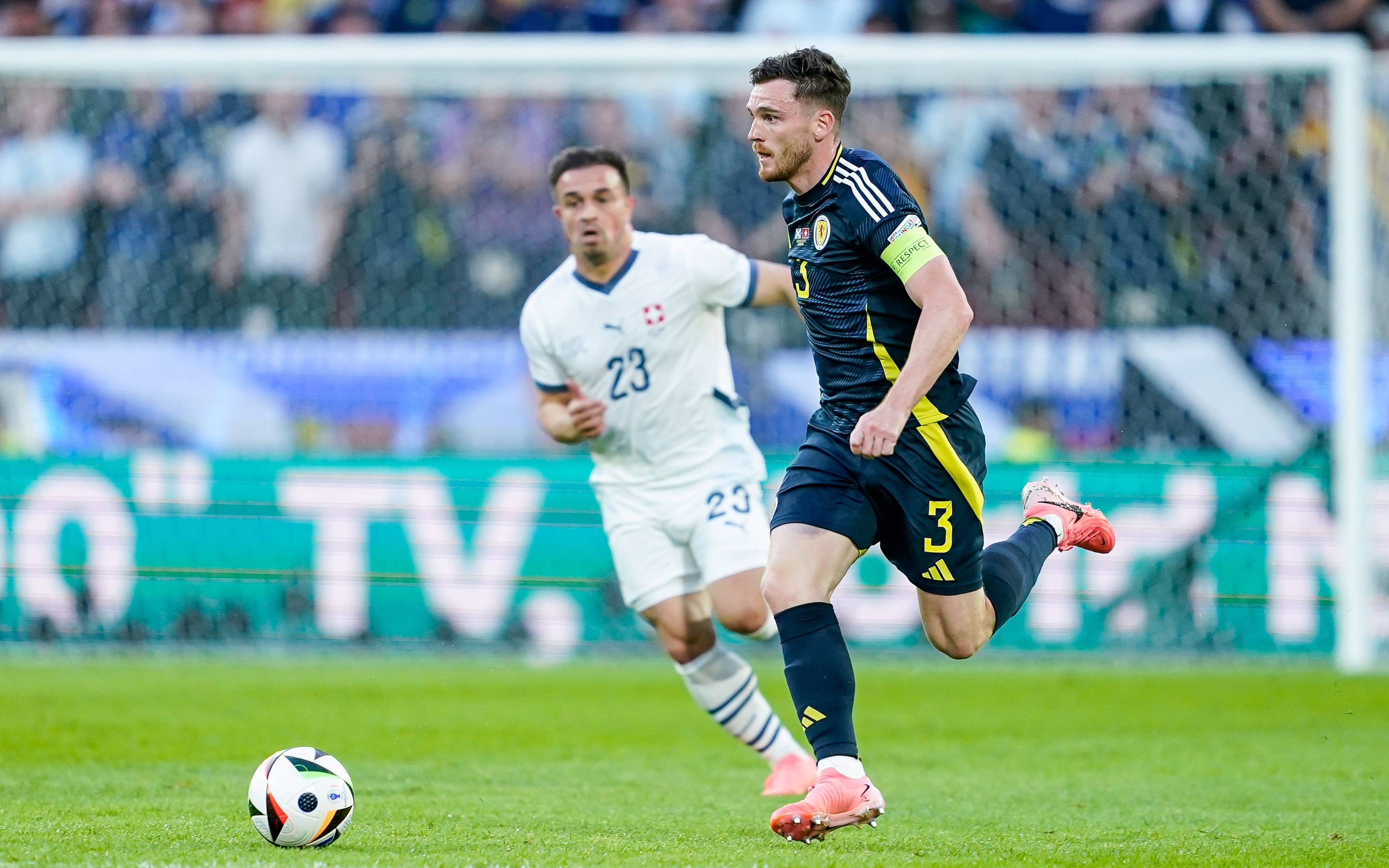 欧洲杯赛场龙争虎斗精彩纷呈 欧洲杯赛场龙争虎斗精彩纷呈