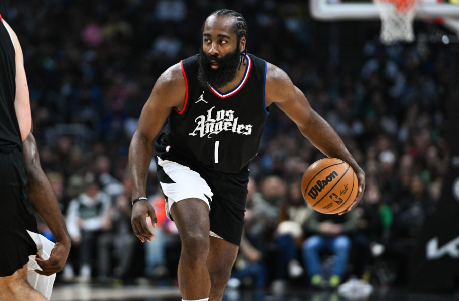 猛龙力克鹈鹕，依旧高居东部榜首