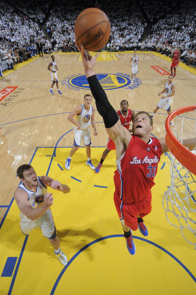 格里芬强势复出,篮网负快船遭遇连败 格里芬强势复出,篮网负快船遭遇连败