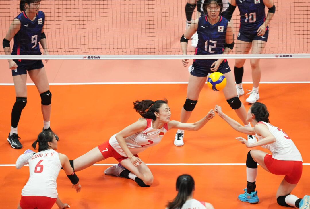 包含亚运会：中国女排轻取中国台北队女排亚运五连胜起步的词条