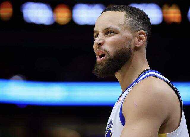 勇士惨败独行侠，库里轰31分的简单介绍