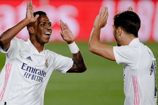 墨西哥横扫英格兰，库尔图瓦统治全场